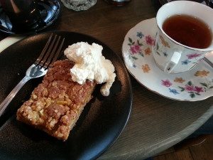 Apple Oatie and tea at Blackfriars was delicious.